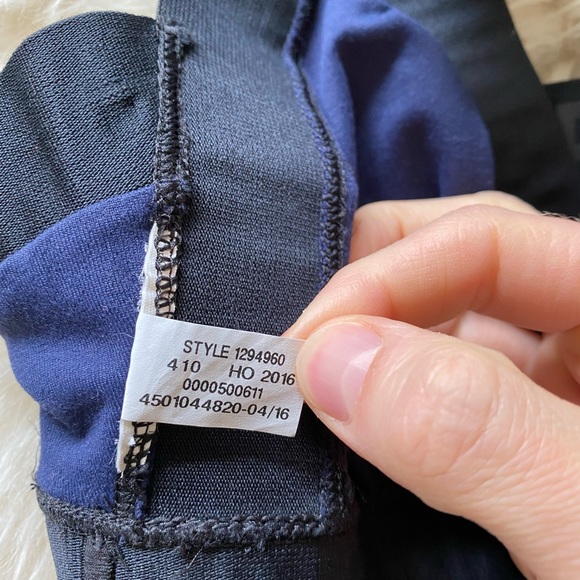 Under Armour Opening Night Strappy Sports Bra - Picture 4 of 5